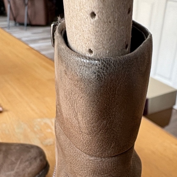 Clarks Mission Manor Ankle Bootie - Picture 10 of 11